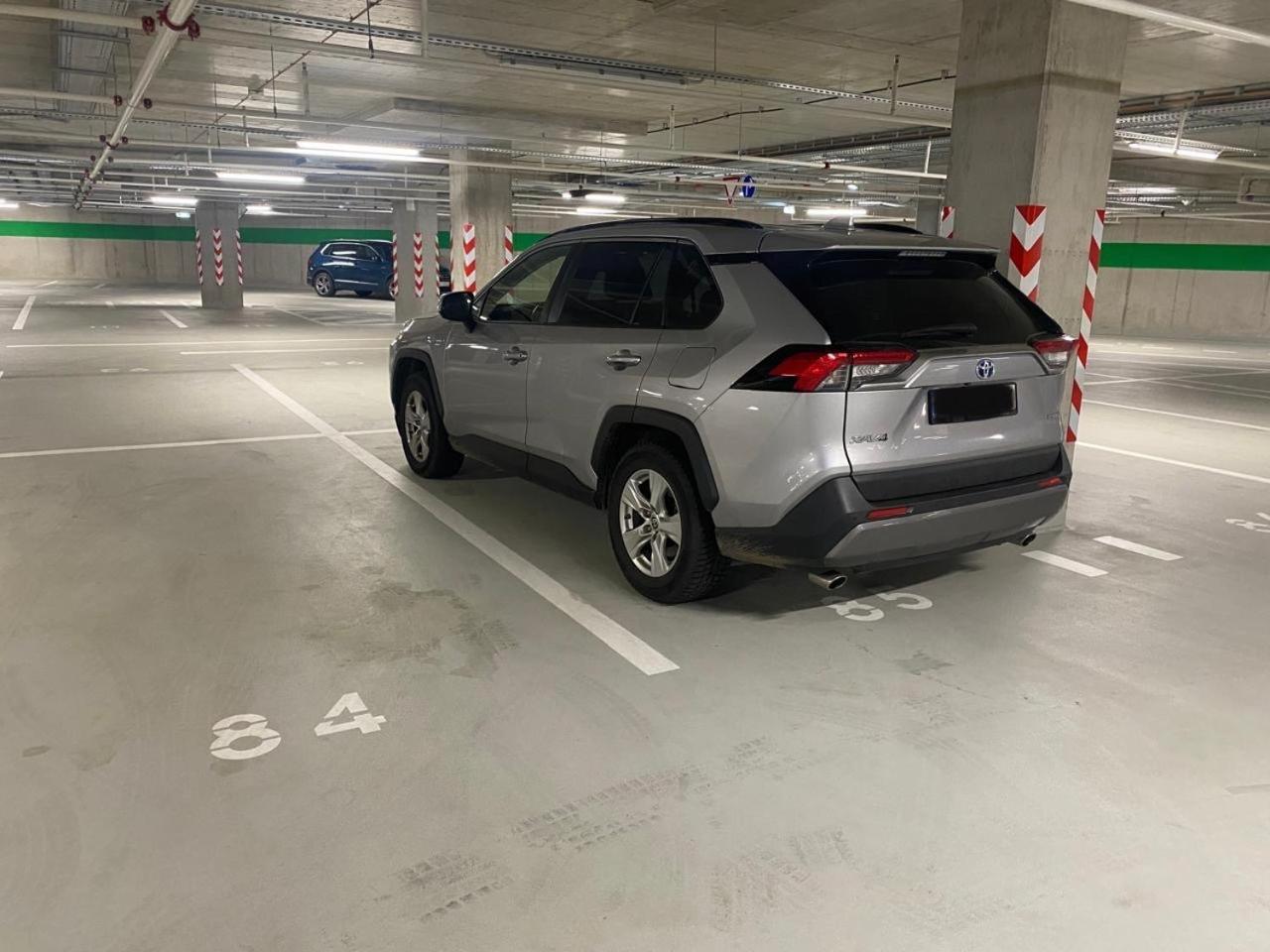 Nikas Eurovea Apartments - Free Parking Bratislava Exterior photo